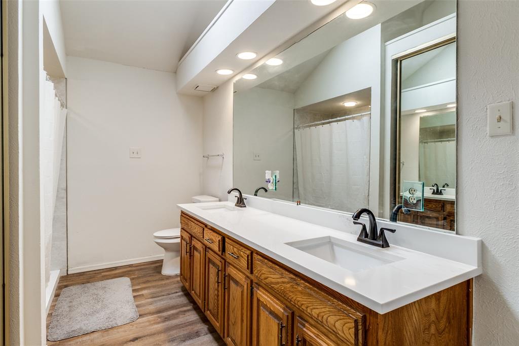 Village Green 01 - Residential