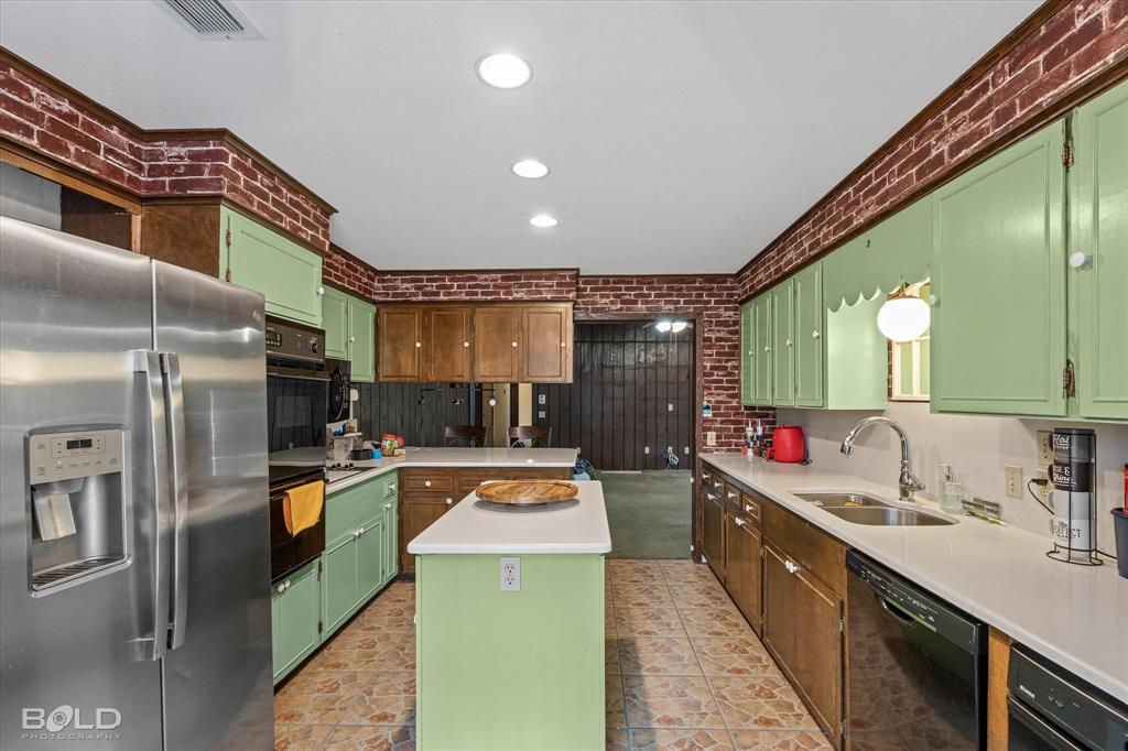 Cotton Valley, Louisiana 71018, United States, 3 Bedrooms Bedrooms, ,2 BathroomsBathrooms,Residential,Active,257015