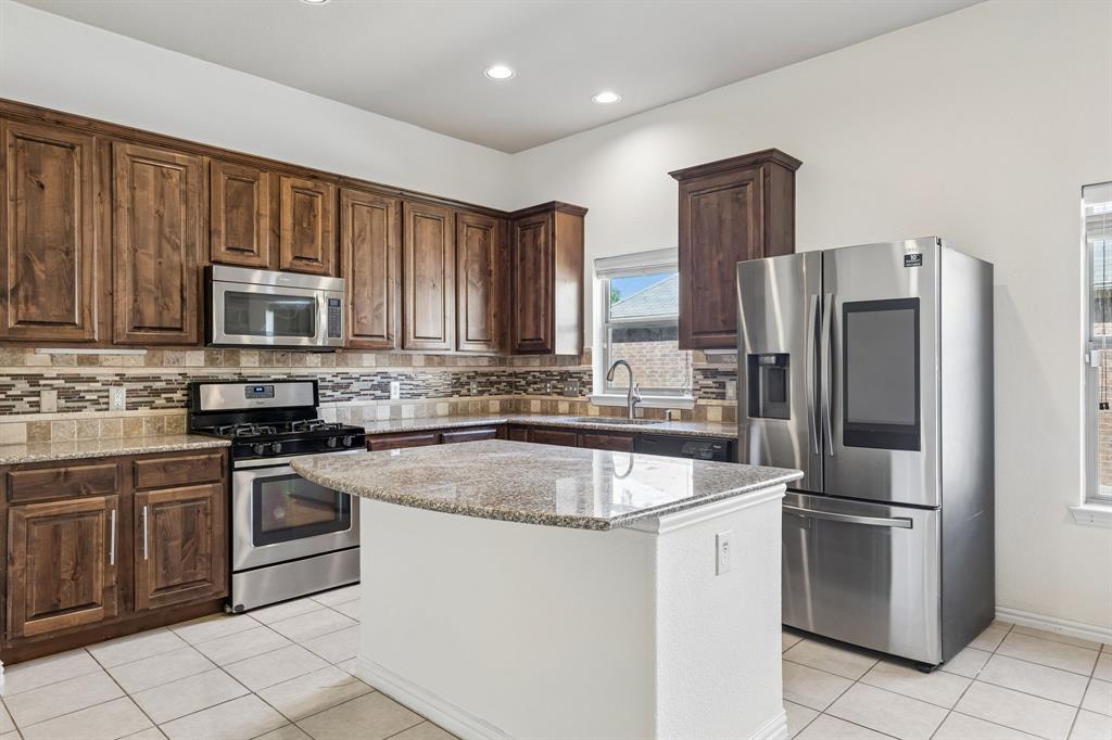 2117 Gregory Creek Drive