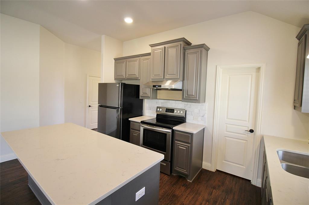 Estates-North Grv-Ph 1 - Residential Lease