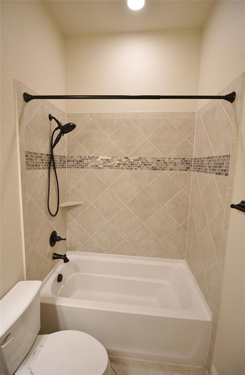 Estates-North Grv-Ph 1 - Residential Lease