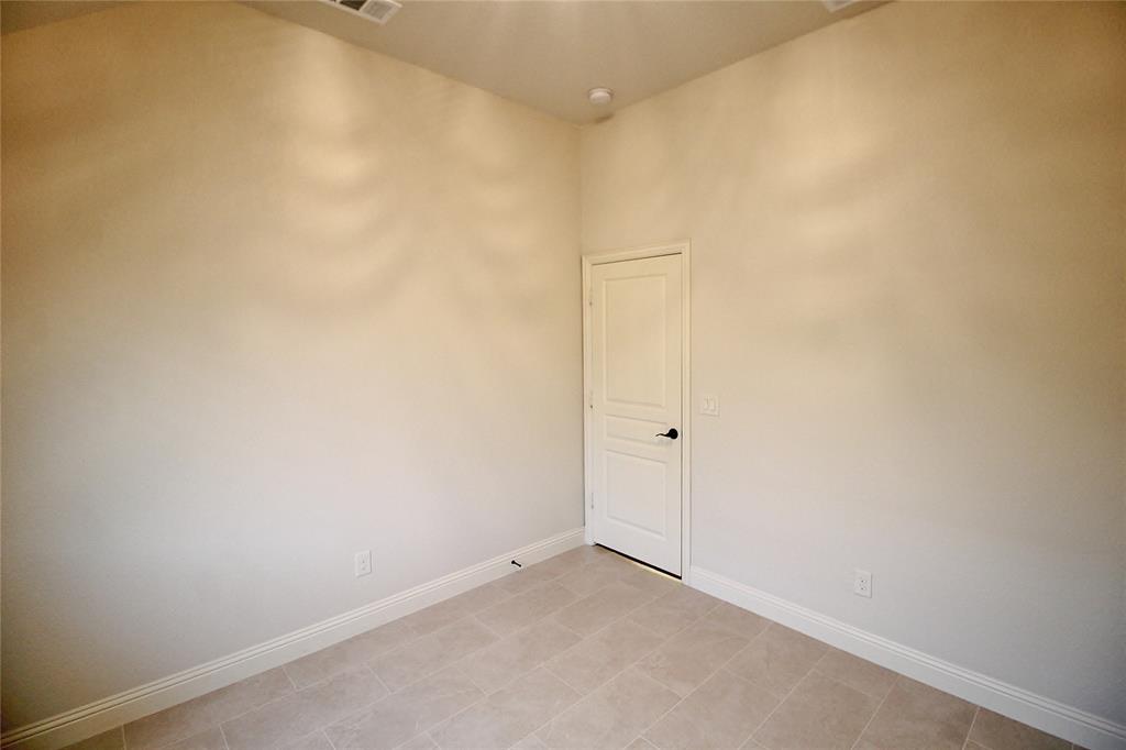 Estates-North Grv-Ph 1 - Residential Lease