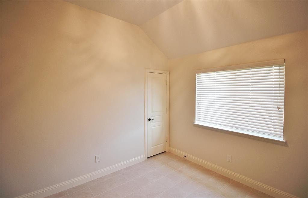 Estates-North Grv-Ph 1 - Residential Lease