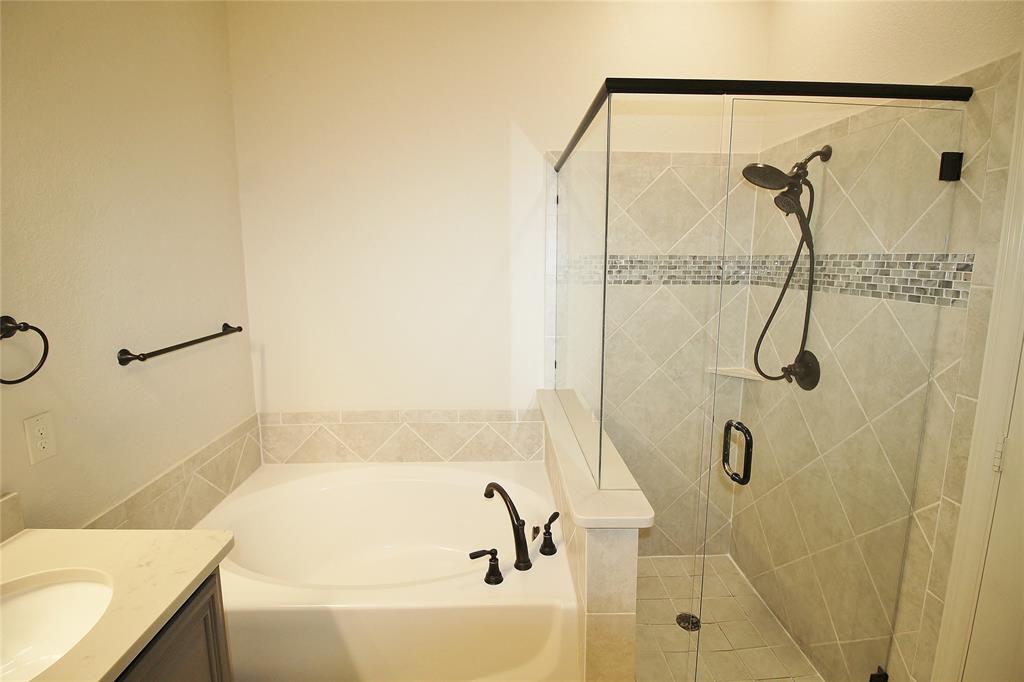 Estates-North Grv-Ph 1 - Residential Lease