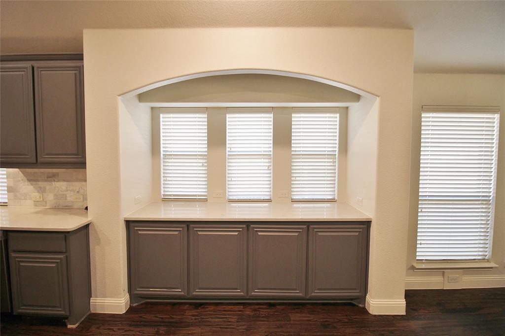 Estates-North Grv-Ph 1 - Residential Lease