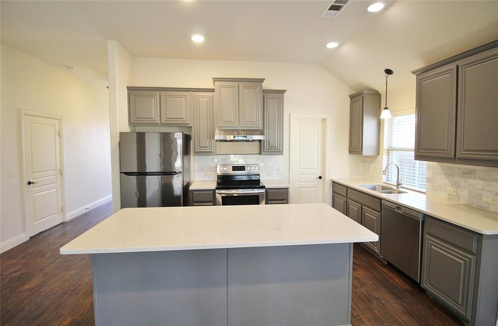 Estates-North Grv-Ph 1 - Residential Lease