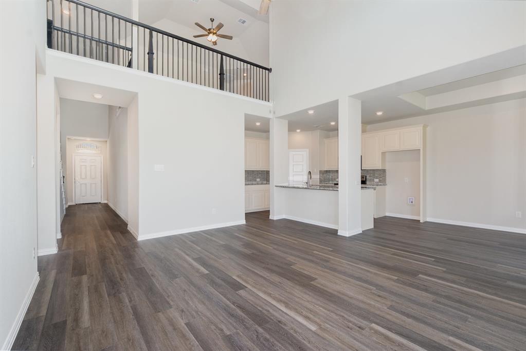 Courts of Bonnie Brae - Residential