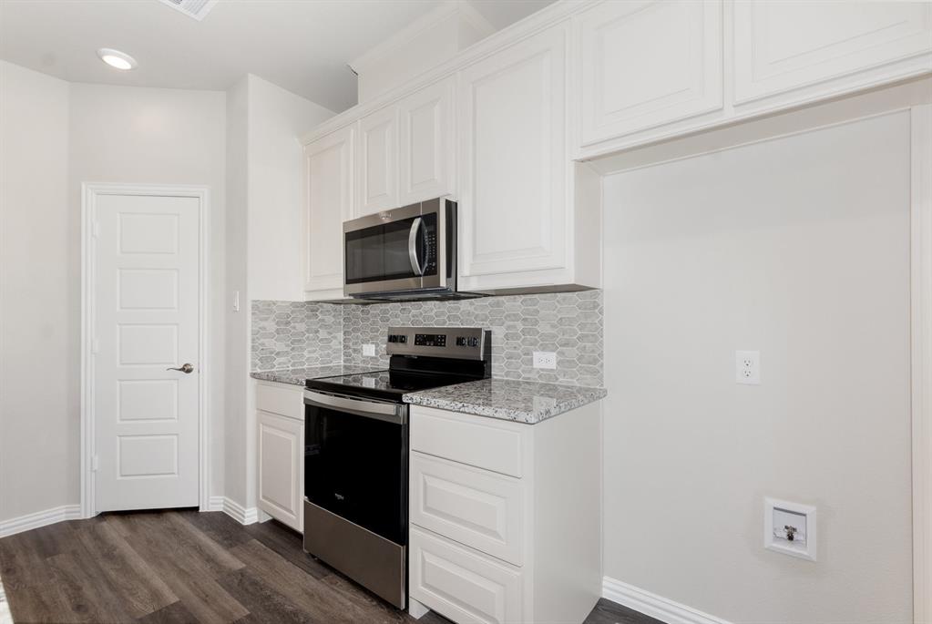 Courts of Bonnie Brae - Residential