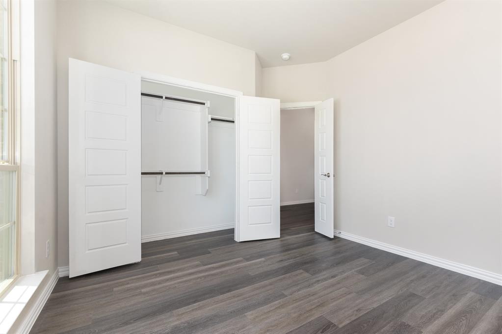 Courts of Bonnie Brae - Residential