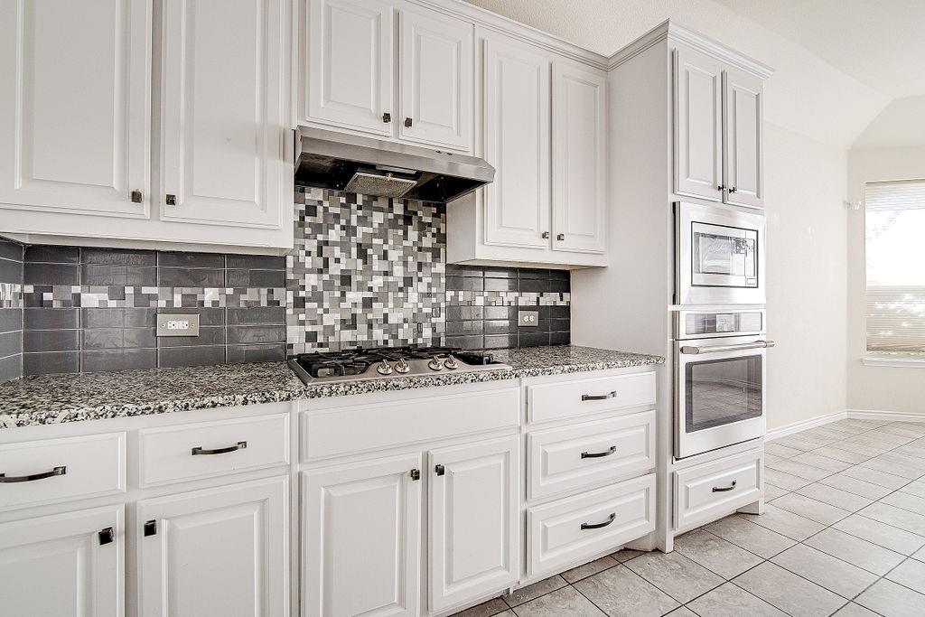 Mistletoe Hill Ph IV - Residential Lease