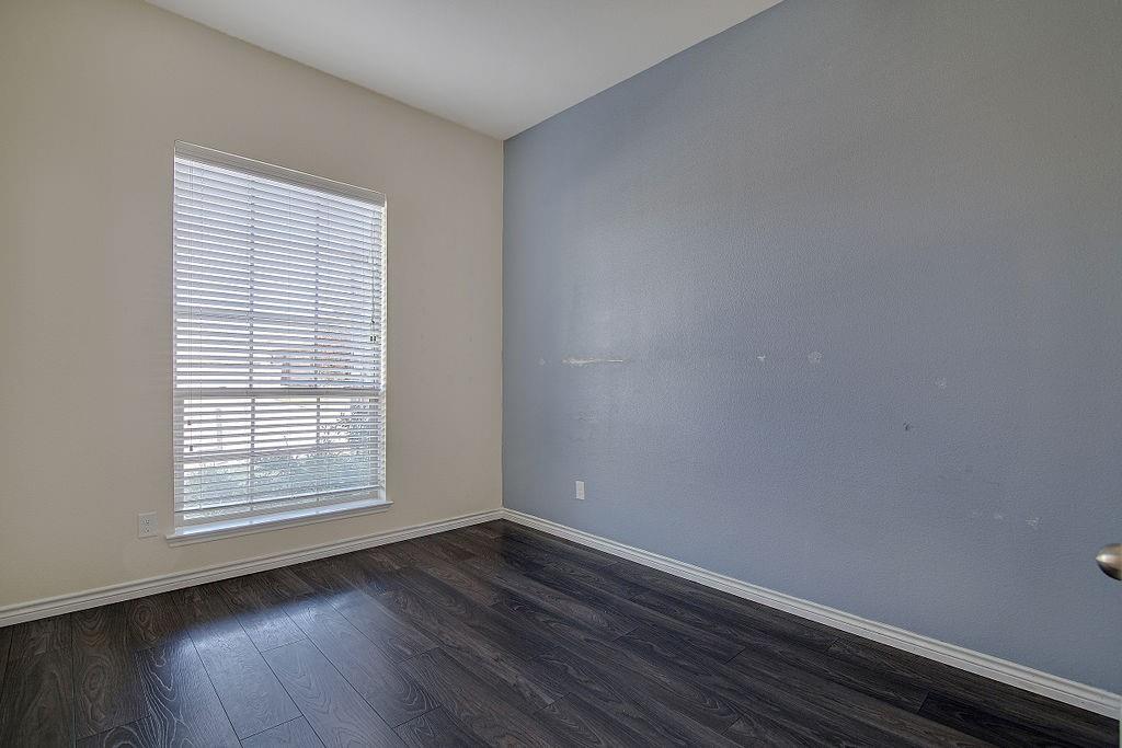 Mistletoe Hill Ph IV - Residential Lease