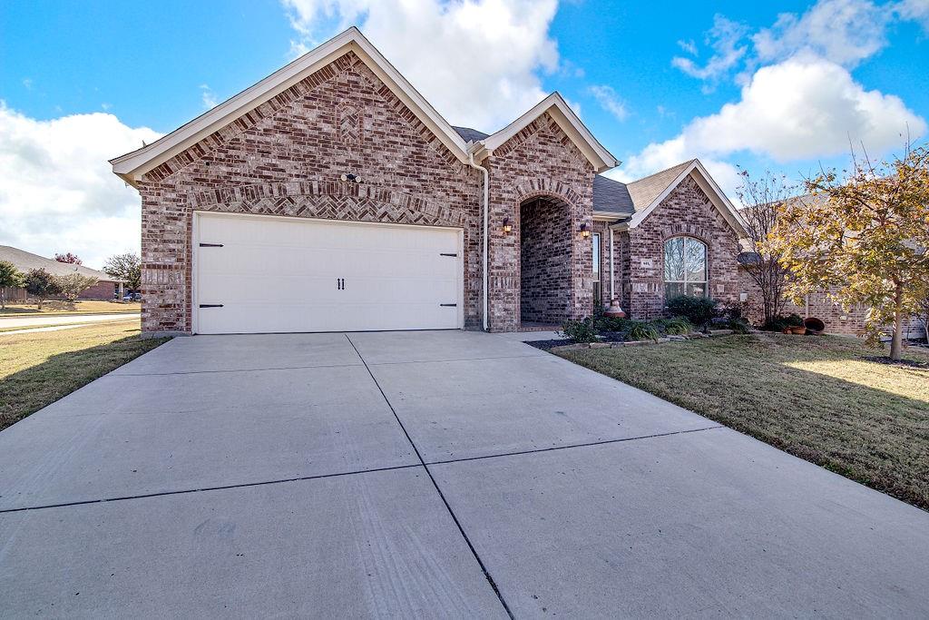 Mistletoe Hill Ph IV - Residential Lease