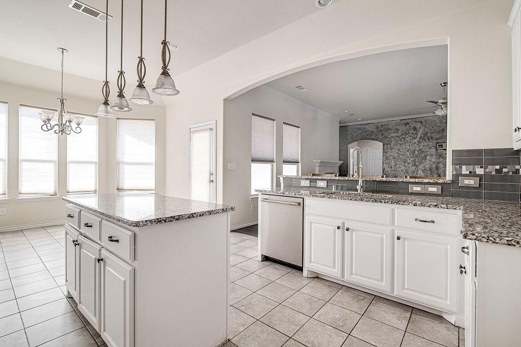 Mistletoe Hill Ph IV - Residential Lease