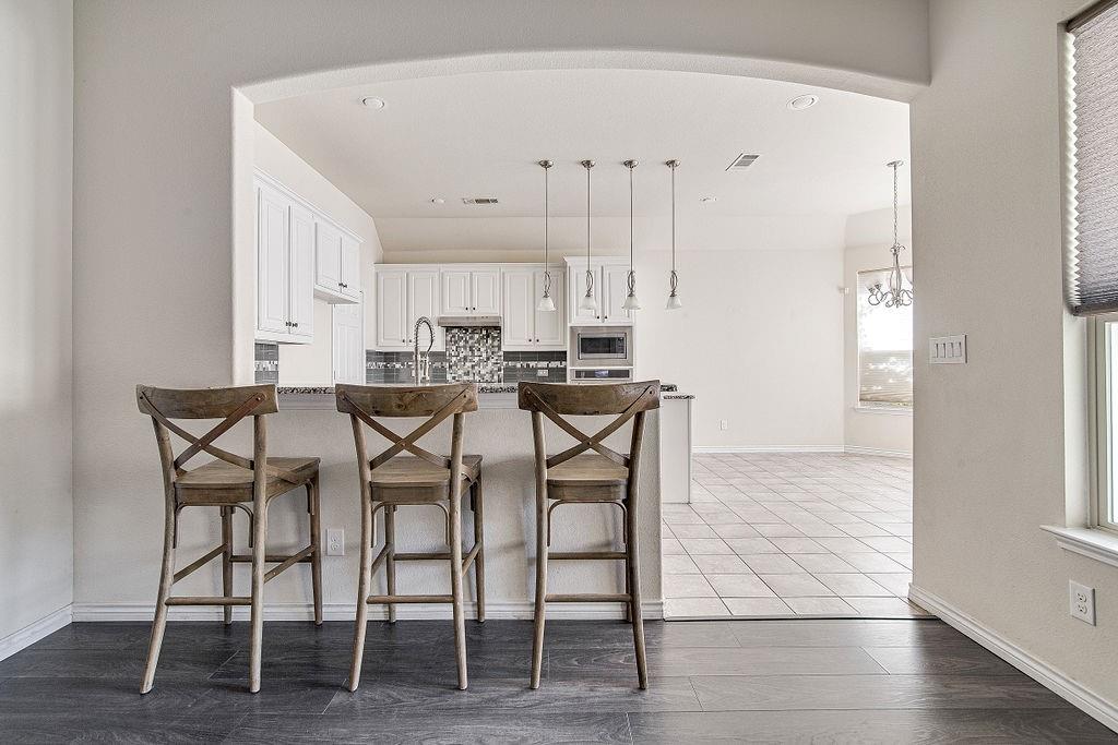 Mistletoe Hill Ph IV - Residential Lease