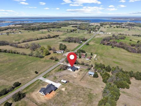 Photo of 14419 FM 1396 E, Windom, TX 75492 (MLS # 21216106)