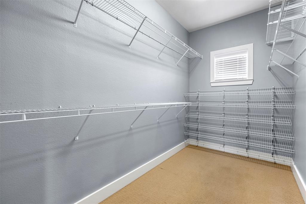 Carreras Twnhms Condos - Residential