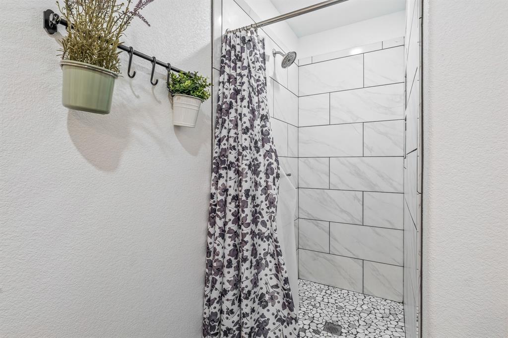 none - Residential Income