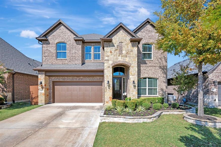 OPEN HOUSE **SATURDAY, Nov 8th 12:00 - 2:00** GORGEOUS Roanoke home in the quaint, gated community of Highlands Glen. This open-concept home offers 5 bedroom and 4 full baths. Spacious kitchen has a large island, gas cooktop, & stainless steel appliances. Step outside to a nicely equipped outdoor kitchen, beautiful outdoor living space with wood-burning fire place, plus a fully turfed backyard. Primary suite offers a spa-like bathroom with an oversized garden tub and generous closet. There's another bedroom and full bath on the first floor that is perfect for guests. Upstairs, find a large game room plus 3 bedrooms and 2 full baths. Home has hard floors throughout, carpet is only in the 3 upstairs bedrooms. Roof replaced in November 2024. Community amenities include a pool, gazebo and direct access to Trophy Club & Lake Grapevine walking paths. Schools, shopping & dining are a quick golf-cart ride away. Students attend Beck Elementary, Medlin Middle & Byron Nelson High School. *LOW Property taxes of 1.6138% Plus NO MUD or PID*