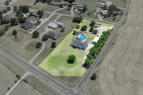 Photo of 840 Fm 3133, Van Alstyne, TX 75495 (MLS # 21417711)