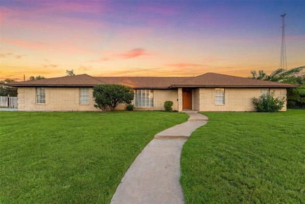 1825 MAHALIA DR, WACO, TX 76705 - Image 561fc17ab170571a3efcf5a311237370/31600185