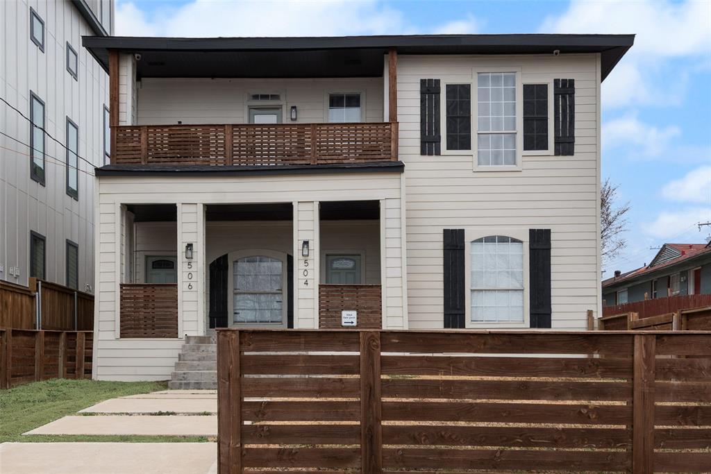 506 N Lancaster Avenue 4