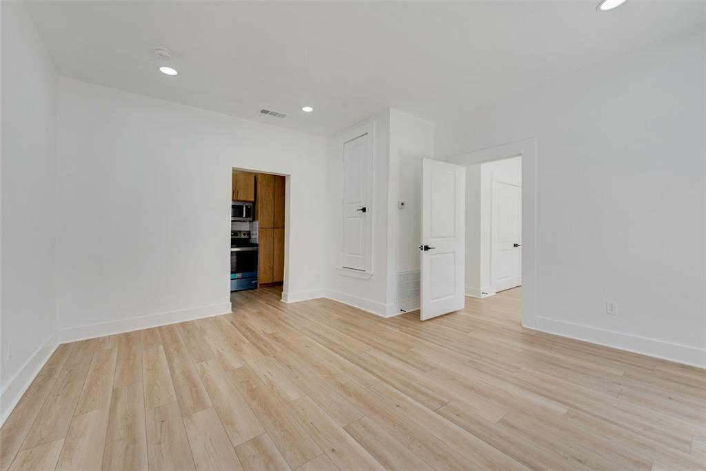 Oak Cliff Original - Residential Income