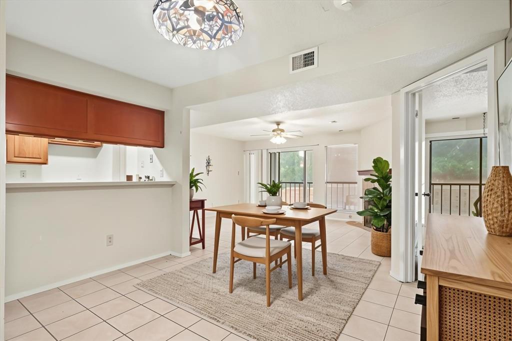 Cambridge Condos Ph 01 03 - Residential