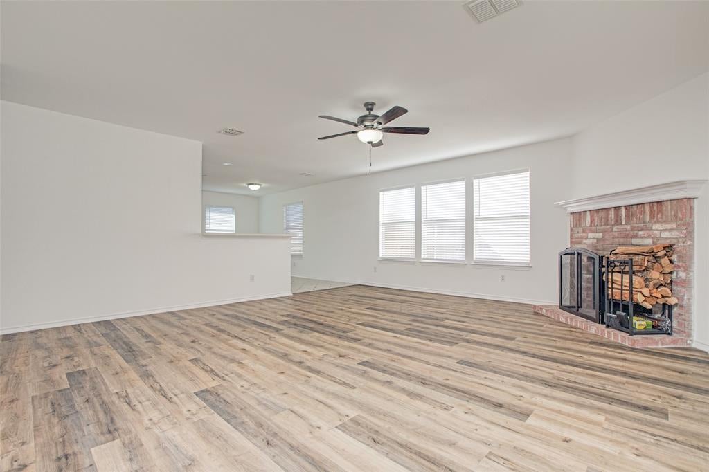 2607 Buckskin Drive