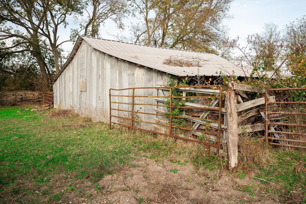 ABS A0743 JOHN RUSSELL SURVE - Land