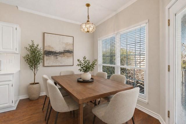 7151 Gaston Avenue 409