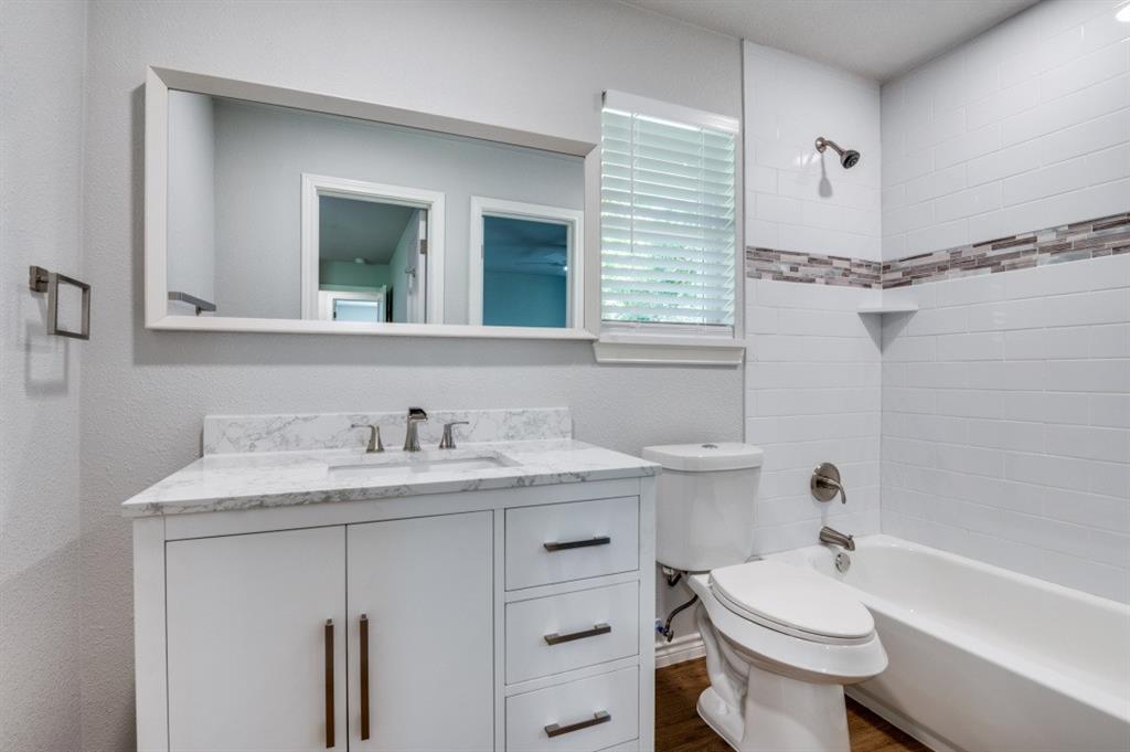 Glen Oaks - Residential