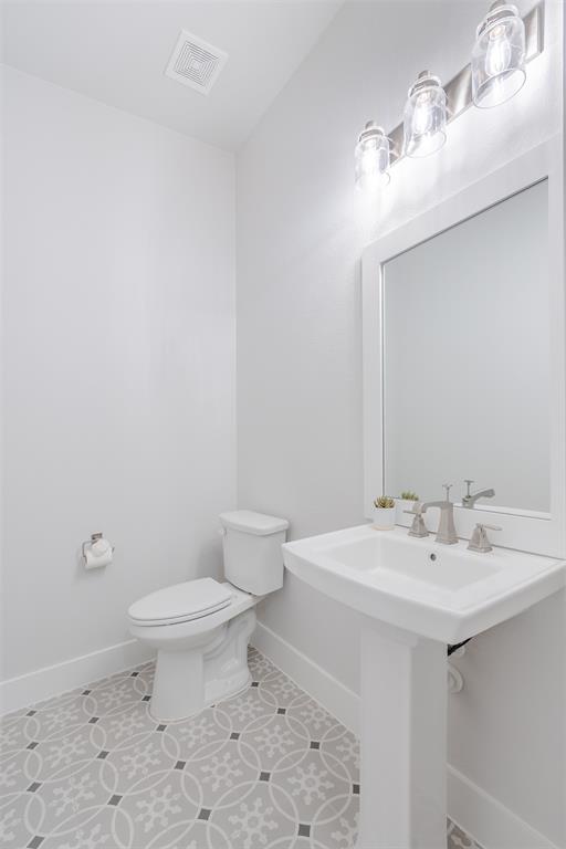 Swiss Ave Limited - Residential Lease