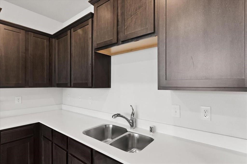 2077 Juniper Pass Way