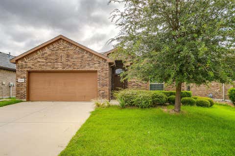 Photo of 9044 Twin Mills Boulevard, Fort Worth, TX 76179 (MLS # 21313131)