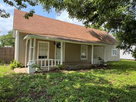 603 W Bloodworth Street Olney TX 76374