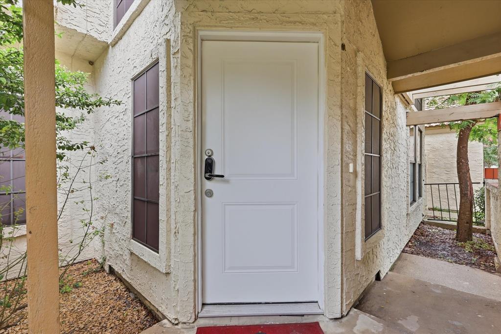 607 Mission Circle