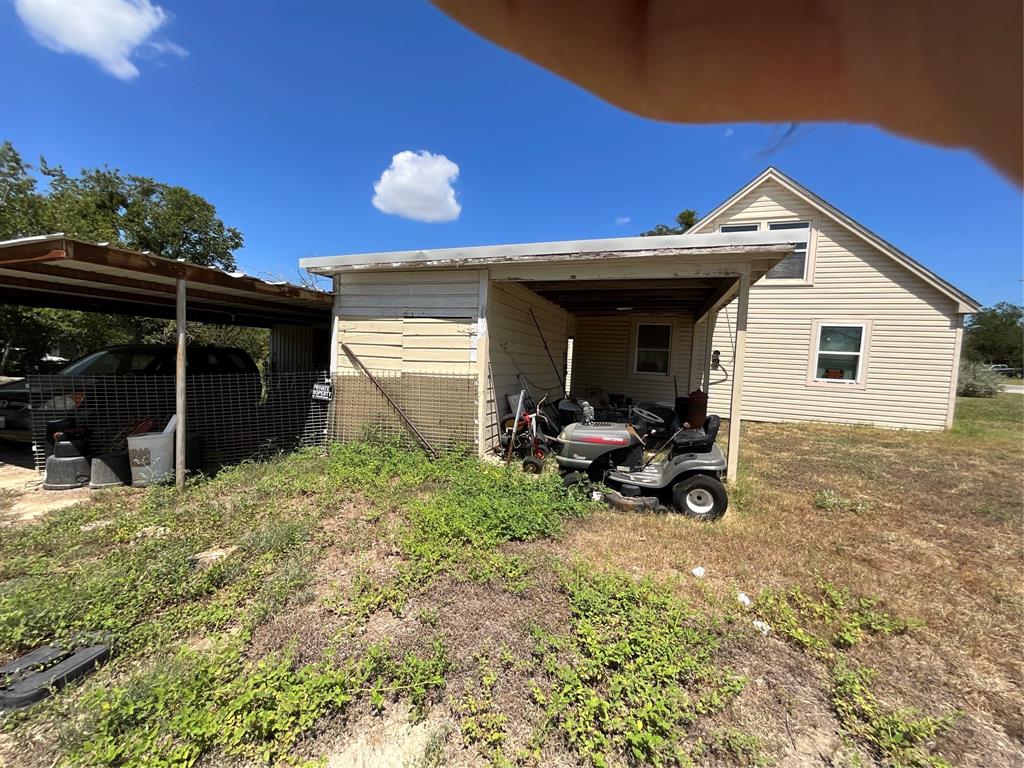 302 Hillcrest Street