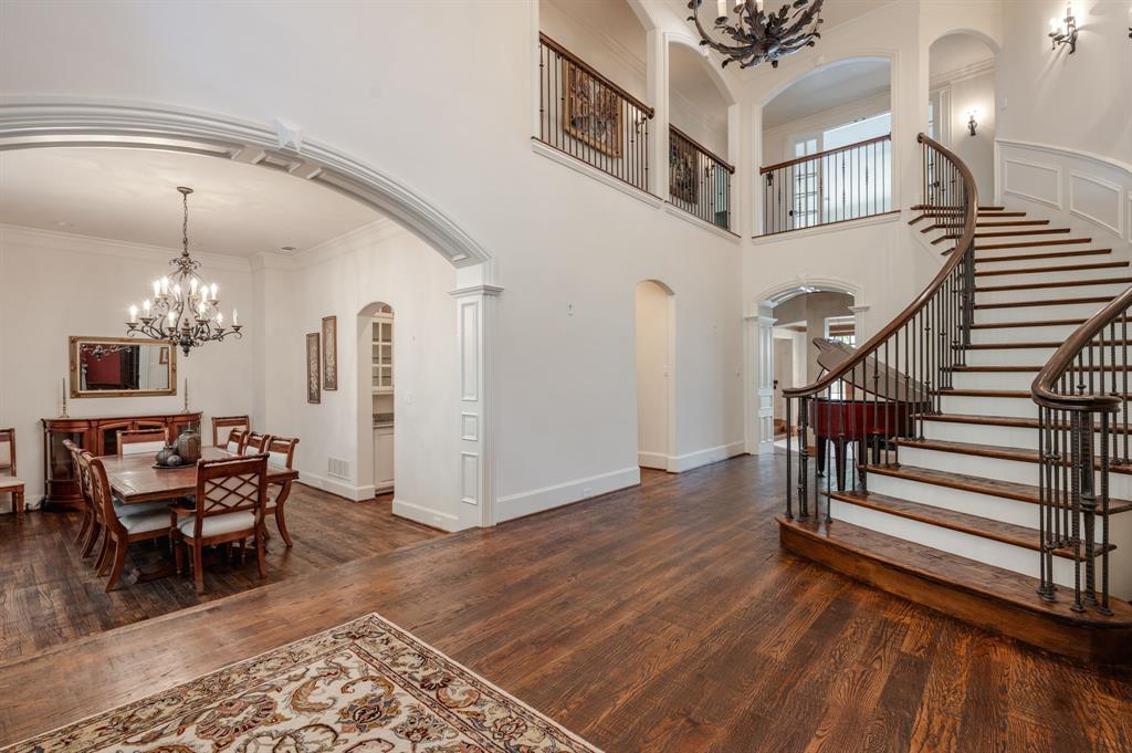 5701 Southern Hills Drive