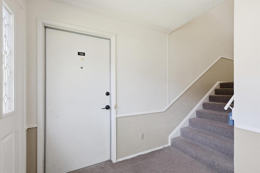 University Place Condo - Residential