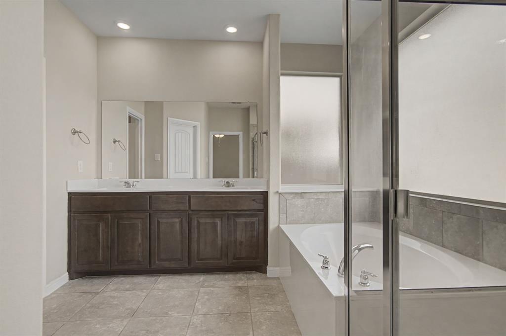 Hawthorne Meadows - Residential