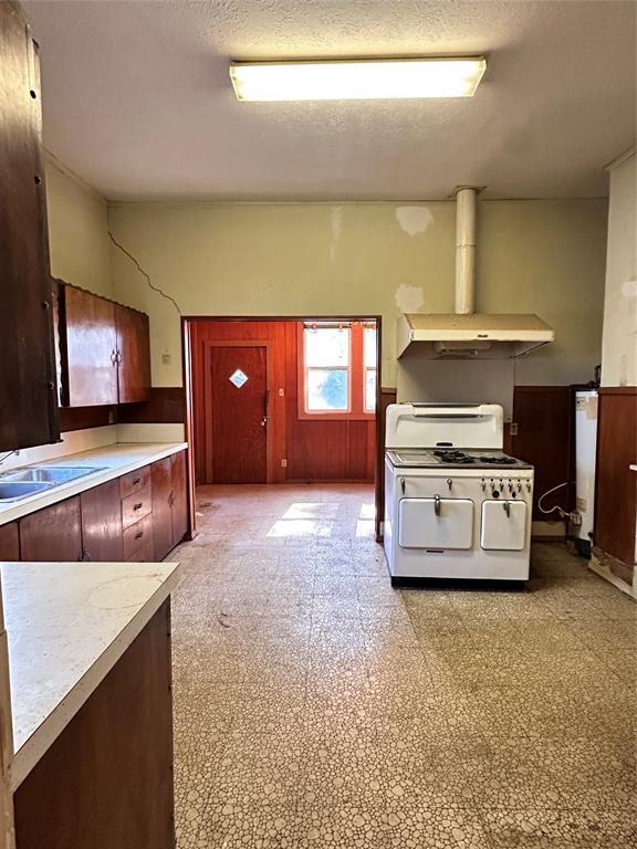 Winnetka Heights - Residential