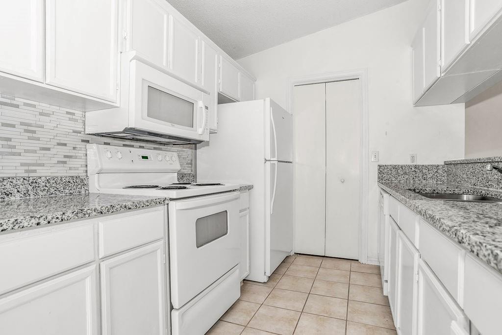 Brook Meadows 01 - Residential