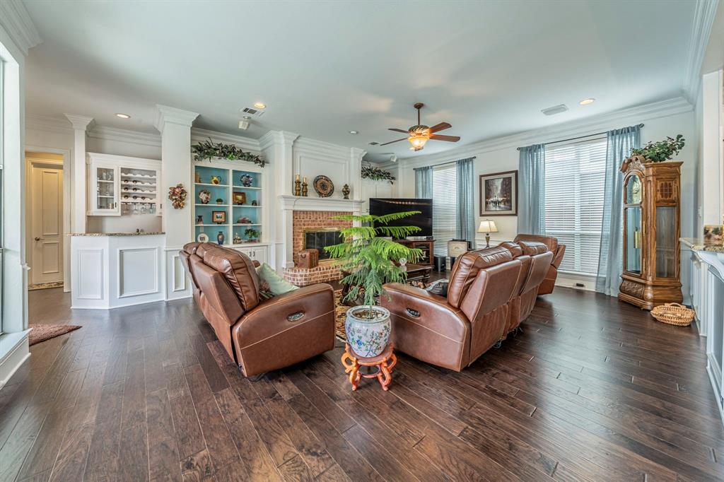 Oaktree Ph One - Residential