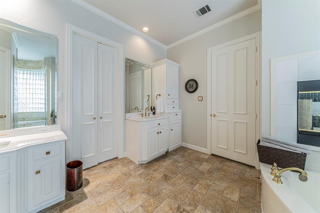 Oaktree Ph One - Residential