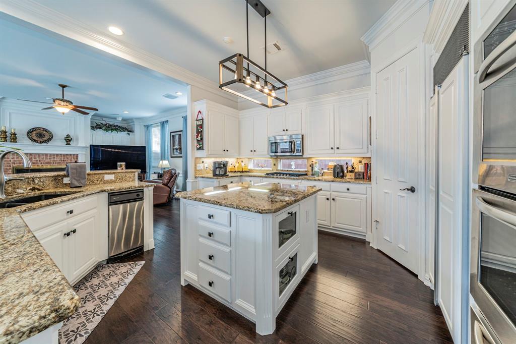 Oaktree Ph One - Residential