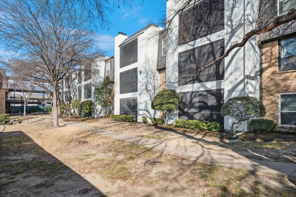 Cambridge Condos Ph 01 03 - Residential