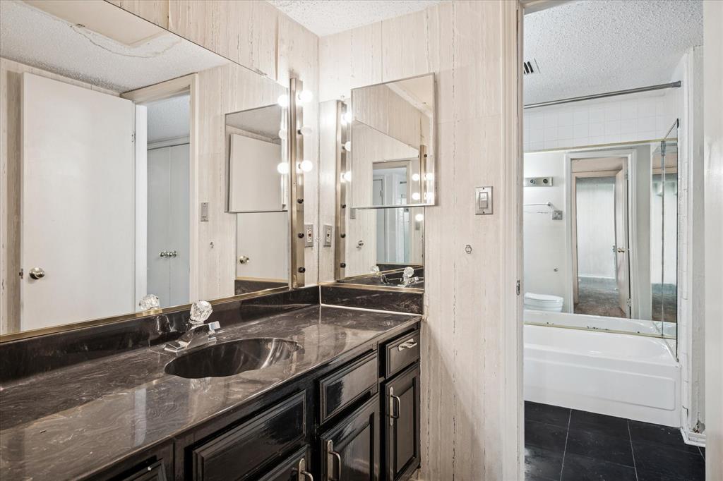 Cambridge Condos Ph 01 03 - Residential