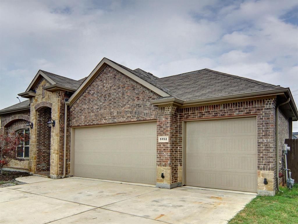 Photo of 5152 Tortola Lane, Fort Worth, TX 76244 (MLS # 21267321)