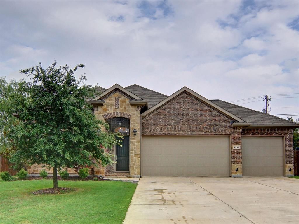 Photo of 5152 Tortola Lane, Fort Worth, TX 76244 (MLS # 21267321)