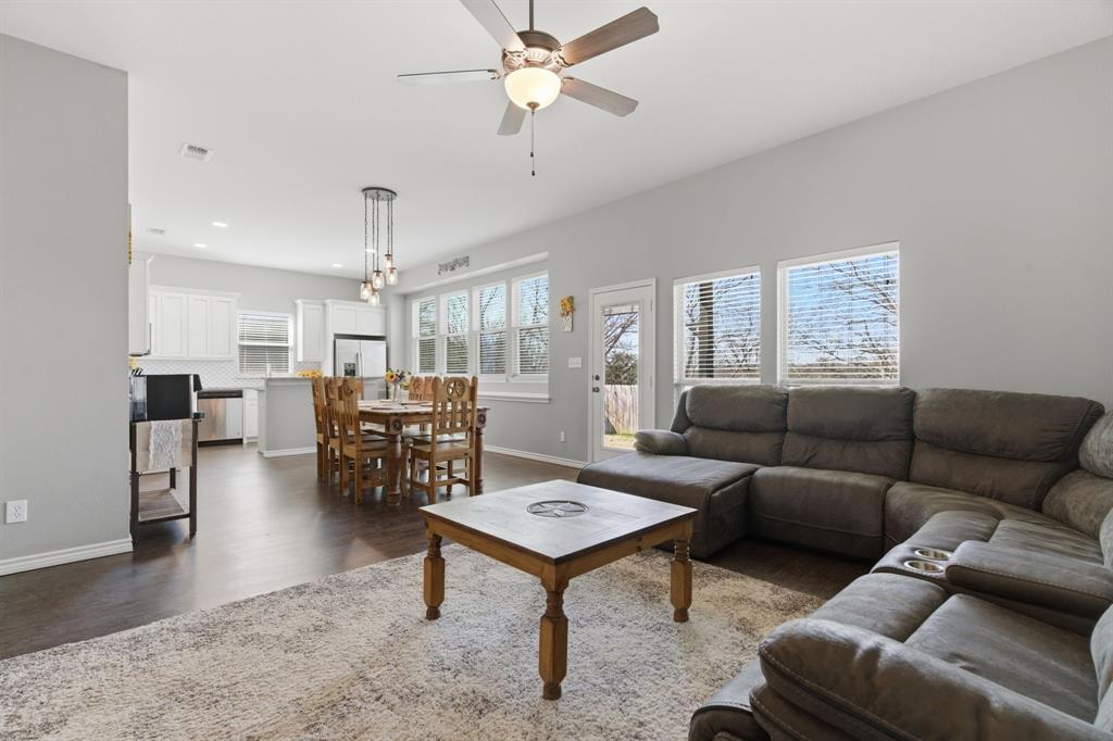 Villas At Green Valley - Residential